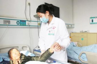 治疗肩手综合征 潍坊市市立医院康复科有妙招